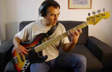 J.S. Bach played on a Jazz Bass by Philippe Bussonnet (Magma)