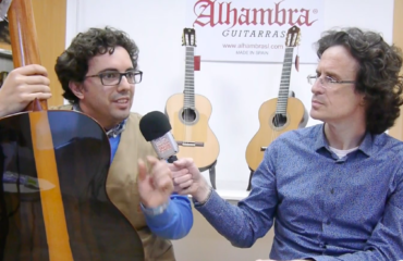 Alhambra chronicle: presentation of a guitar in Ziricote