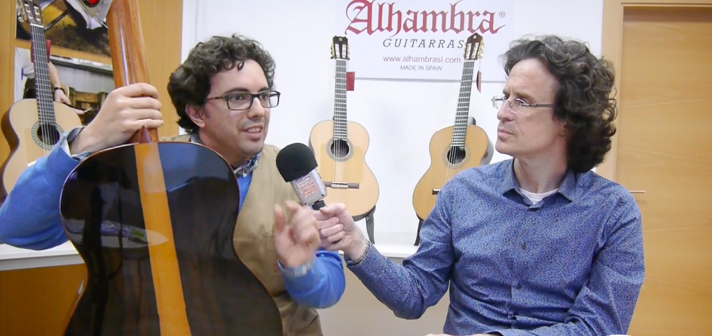 Alhambra chronicle: presentation of a guitar in Ziricote