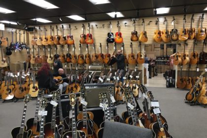 Norman's Rare Guitars - Interviews and visit - Legendary Vintage guitar store in Los Angeles