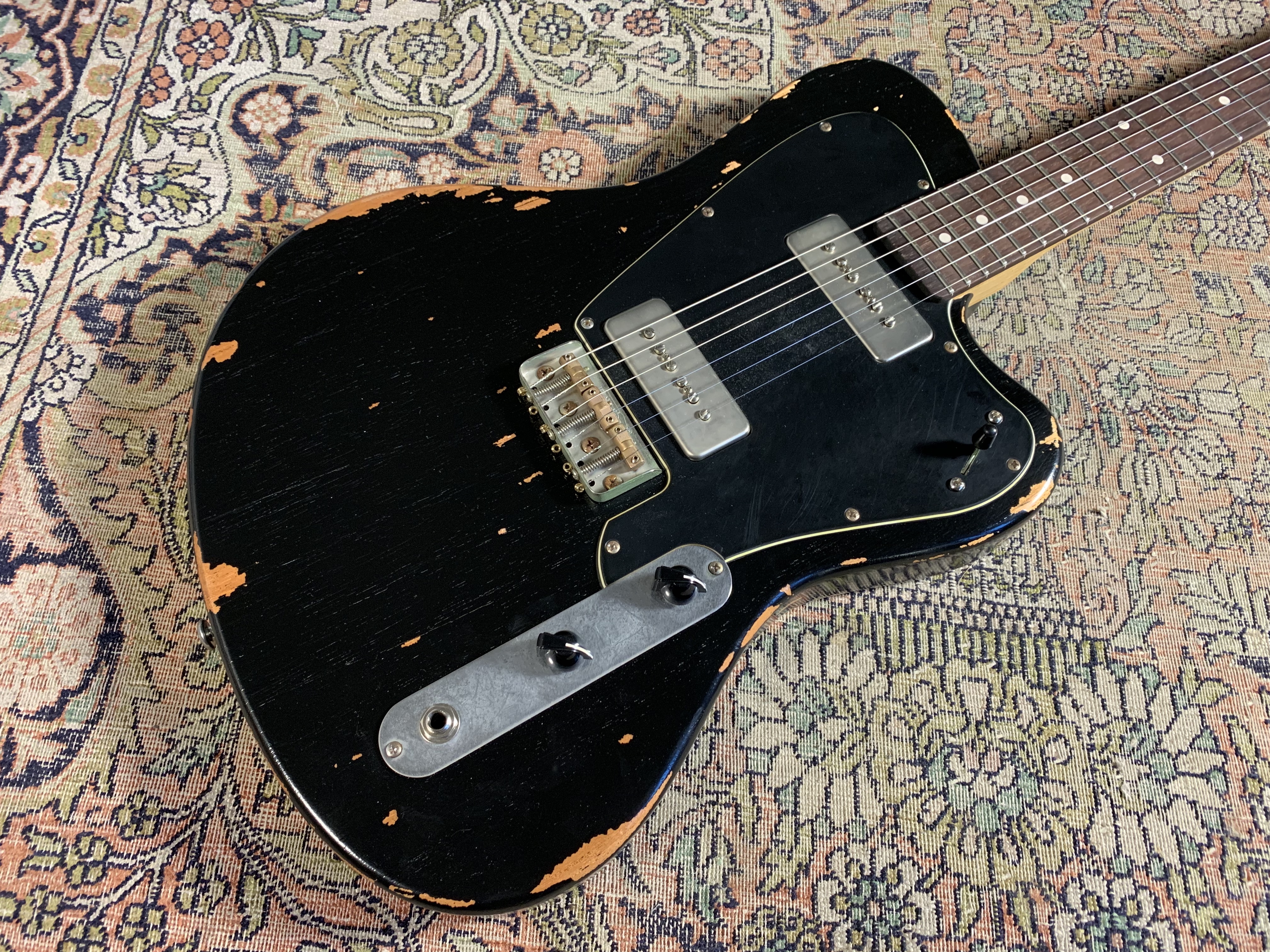 Guitar Review - California model from luthier Tony Girault