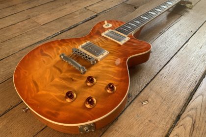 Unicorn Classic Ruokangas, a super high-end Les Paul type luthier's guitar