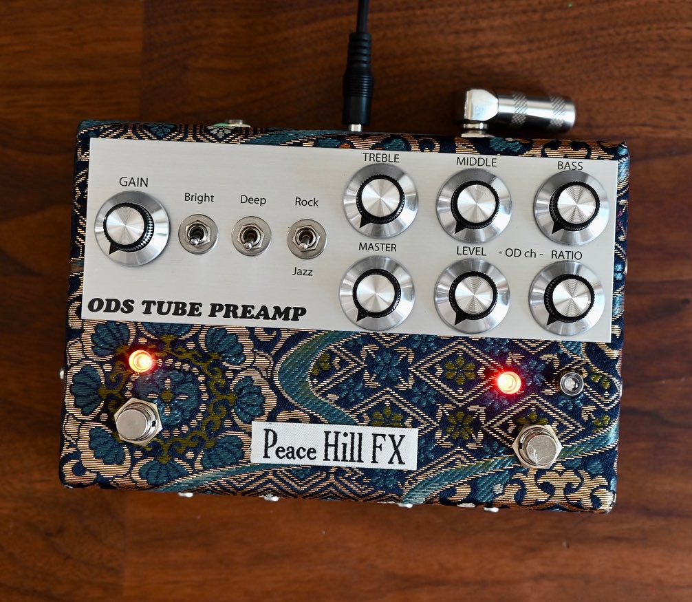 Ceriatone Peace Hill FX Custom Centura - エフェクター