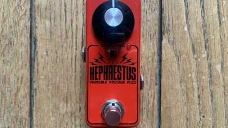 Mythos Hephaestus demo: a very cool riff machine