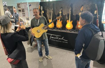 Tausch Guitars at the Guitar Summit